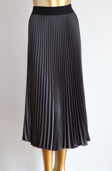 Plisseerock in verschiedenen Farben